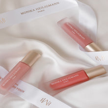 Load image into Gallery viewer, Elixir de Volume - Lip Volumizing Serum Color Bisous à Paris
